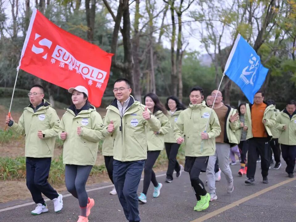 1767601153583655.jpg 52583c1e9e325506280890d3e115b5c6.jpg